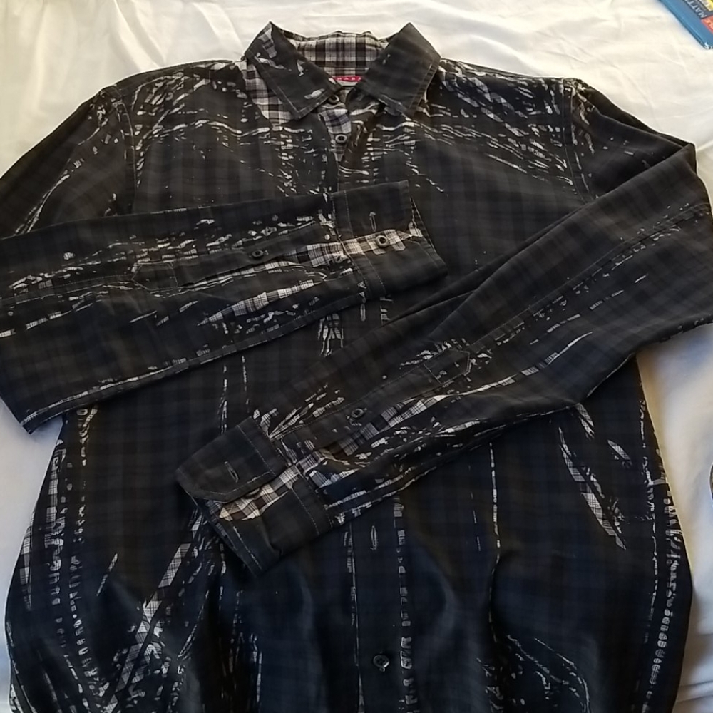 Prada dress shirt size 39